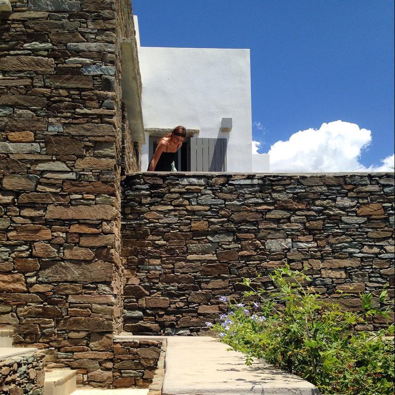 Archipelagotinos Agios Romanos Habitación foto